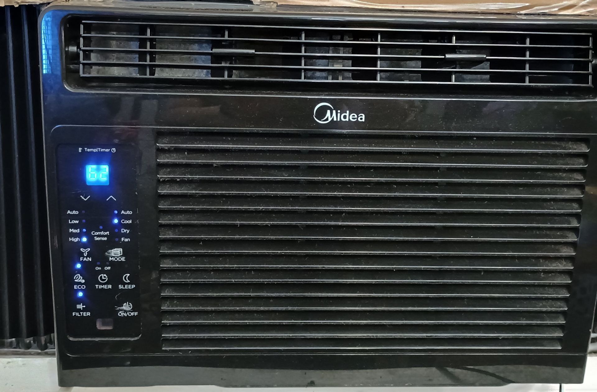 Midea 5,000 BTU Window Air conditioner - photo 2
