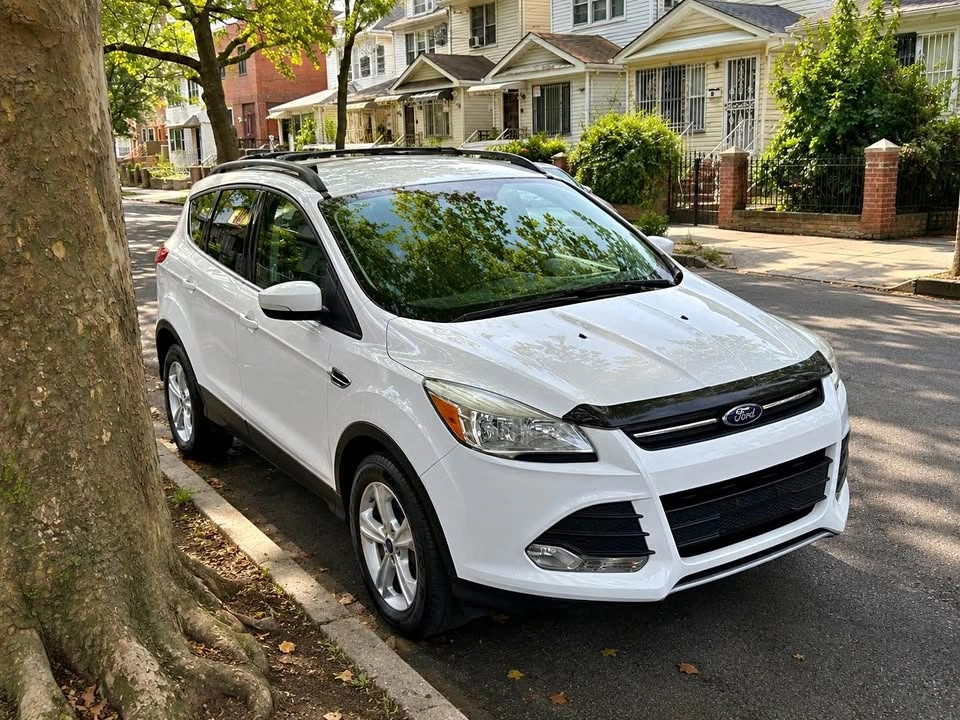 2015 Ford Escape SE Sport Utility 4D