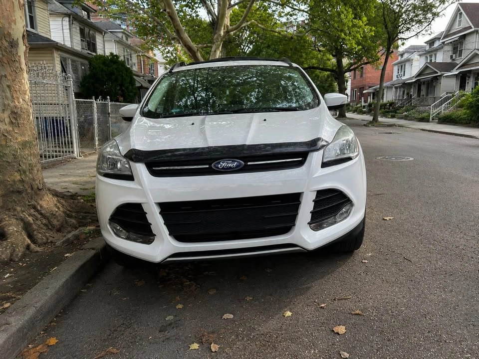 2015 Ford Escape SE Sport Utility 4D - photo 3