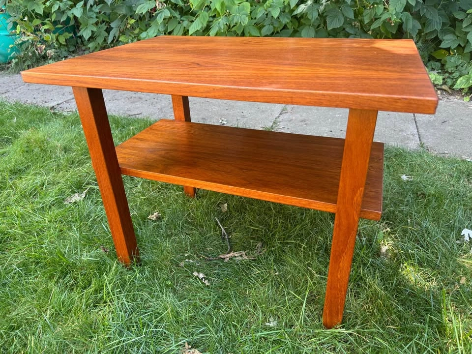 Refinished Mid-Century Teak Side Table – Made in Canada - photo 2