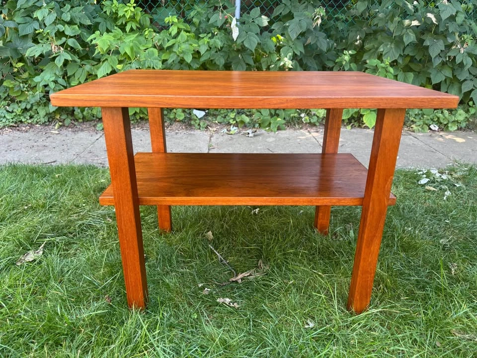 Refinished Mid-Century Teak Side Table – Made in Canada - photo 3