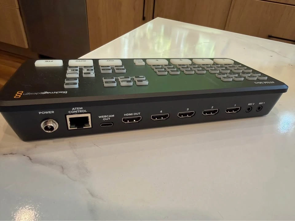 Blackmagic Design ATEM Mini HDMI Live Stream Switcher - photo 4