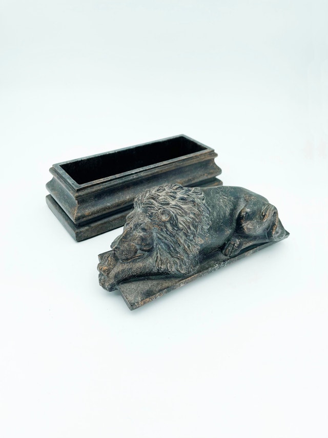 Decorative Lion Storage Box - photo 2