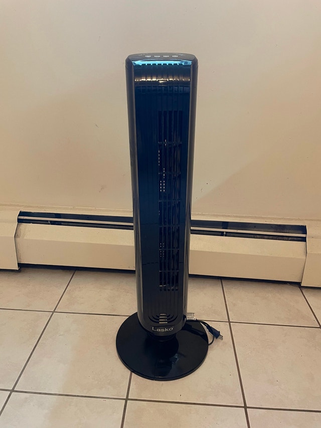 Lasko 32" Slim Oscillating Tower Fan