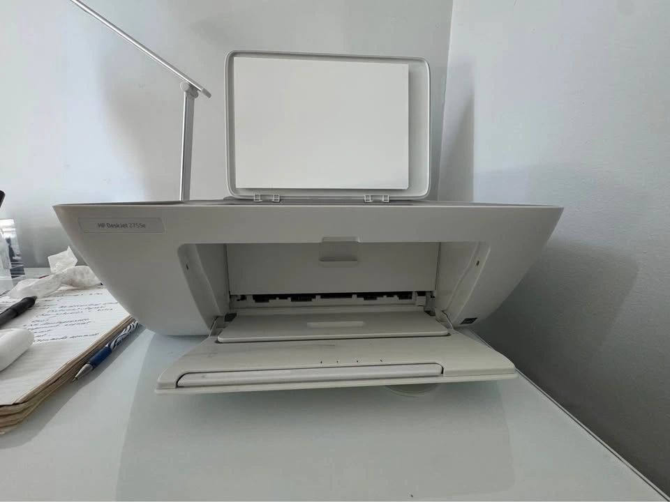 HP DeskJet 2755e Printer and 700 paper sheets - photo 3
