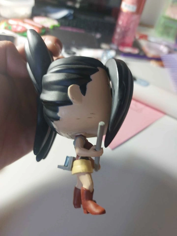 My Hero Acadamia Momo Yayurozu Funko Pop - photo 3