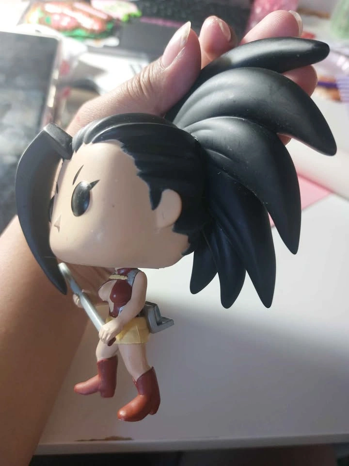My Hero Acadamia Momo Yayurozu Funko Pop - photo 4