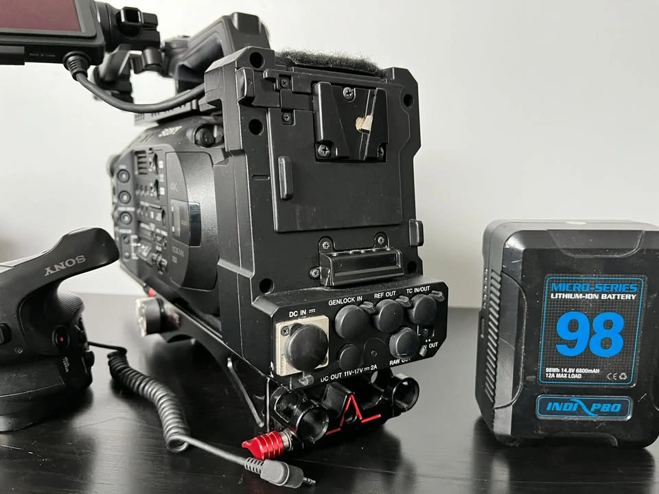 Sony PXW-FS7 Mark II Cinema Camera + XDCA-FS7 Extension Unit - photo 5