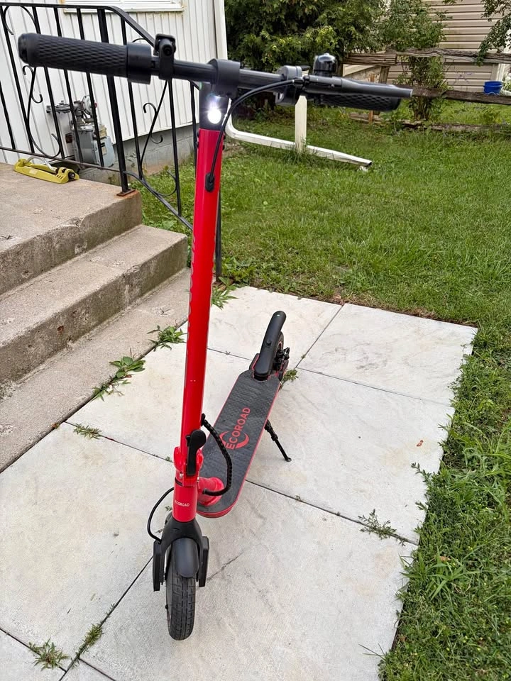 (NEED GONE) Ecoroad ec8 e-scooter