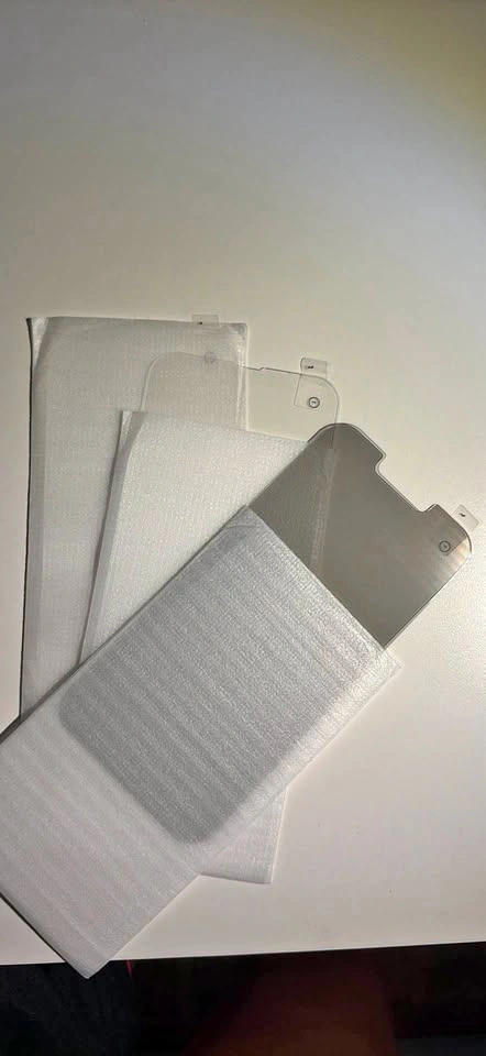 Screen protectors + phone case