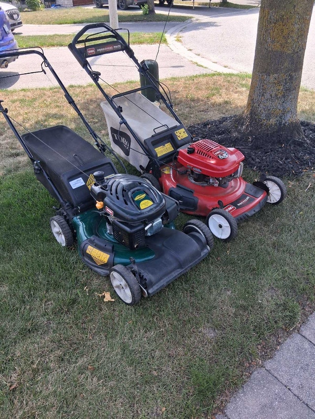 Toro and Yardworks Lawnmowers