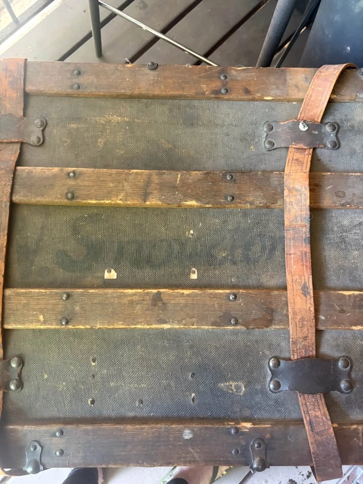 Rare vintage antique large wooden chest - photo 5