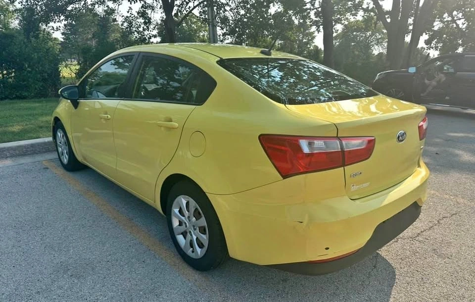 2016 Kia Rio · Sedan 4D