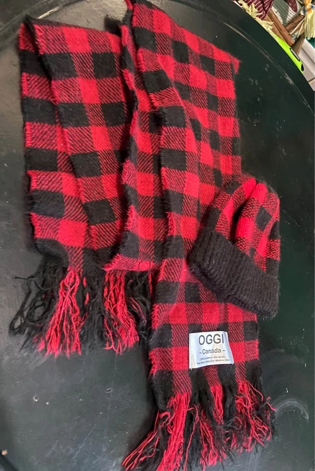 Matching Hat & Scarf - photo 2