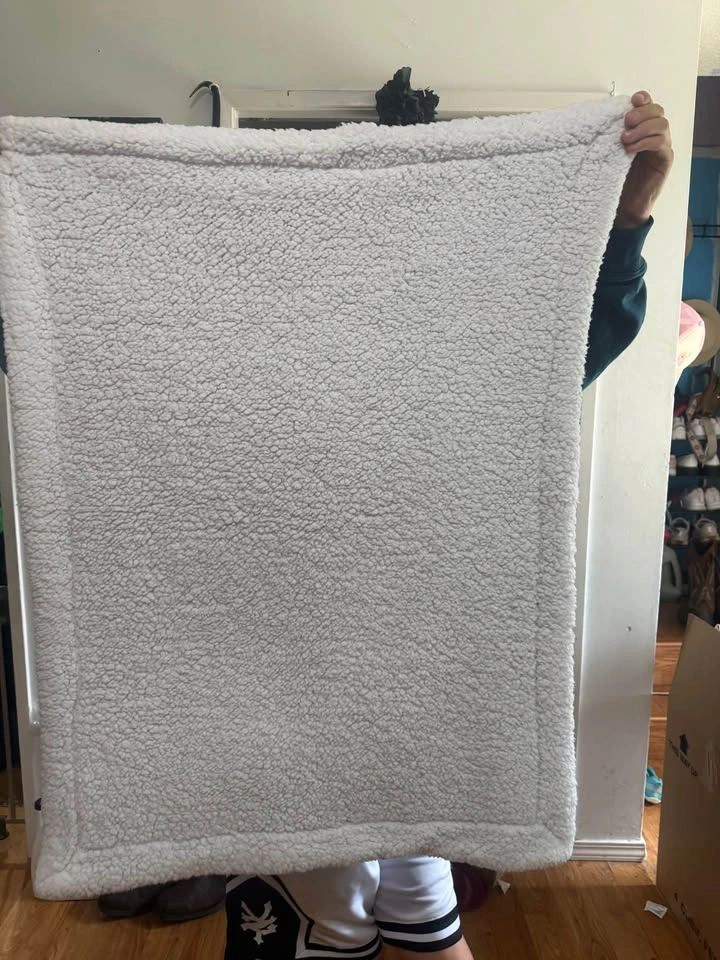 3 baby blankets - photo 2