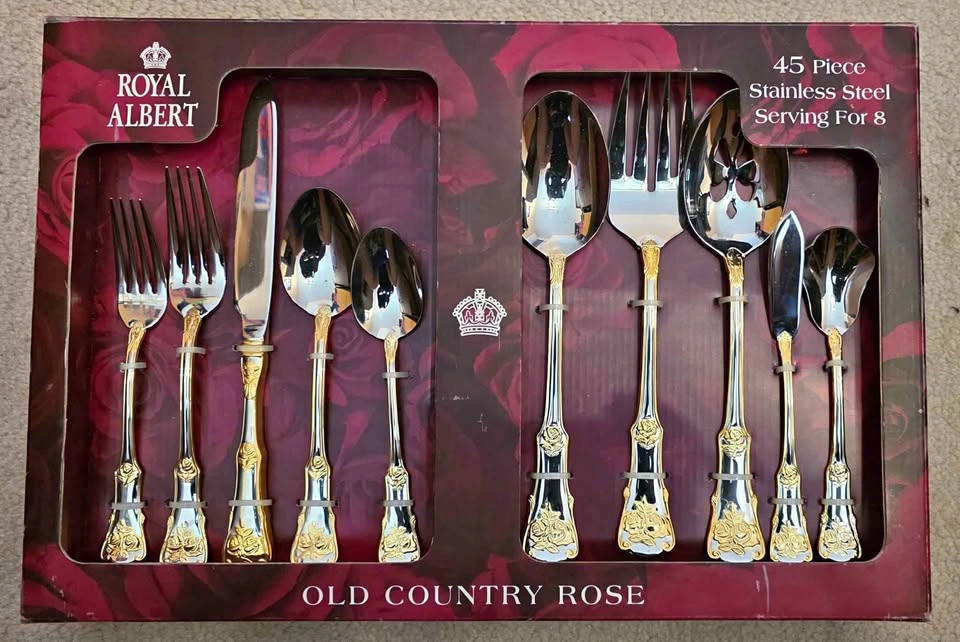NEW Royal Albert Old Country Roses 45-Piece Flatware Set