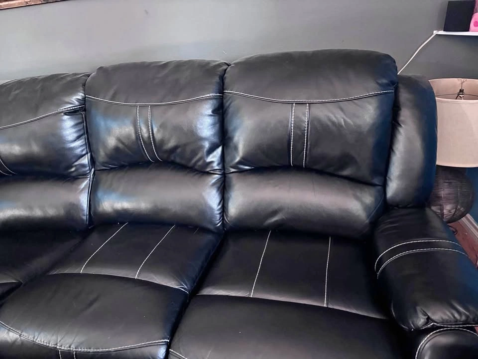 Lorraine Bel-AIre Ebony Left Facing Reclining Sectional