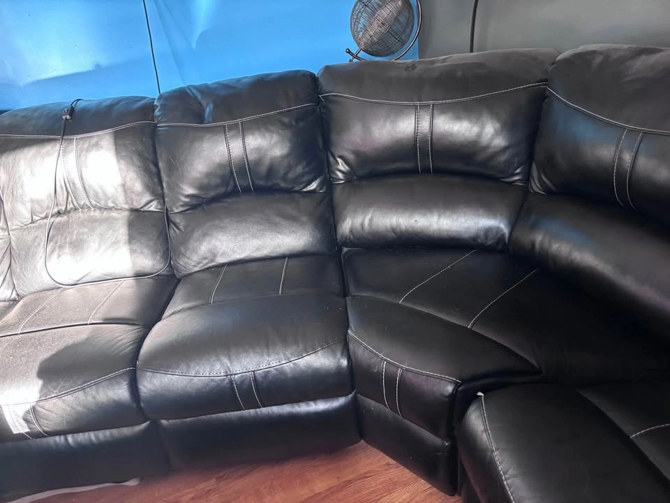 Lorraine Bel-AIre Ebony Left Facing Reclining Sectional - photo 3