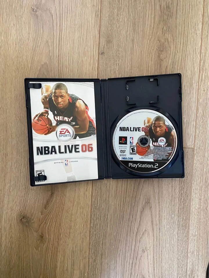 NBA Live 06 (PS2 Game) - photo 3
