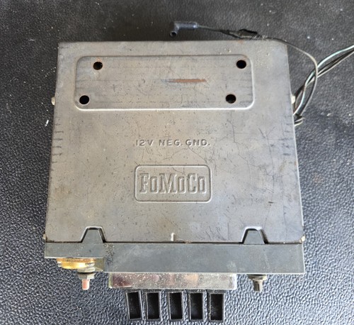 1964-64 Ford Radio