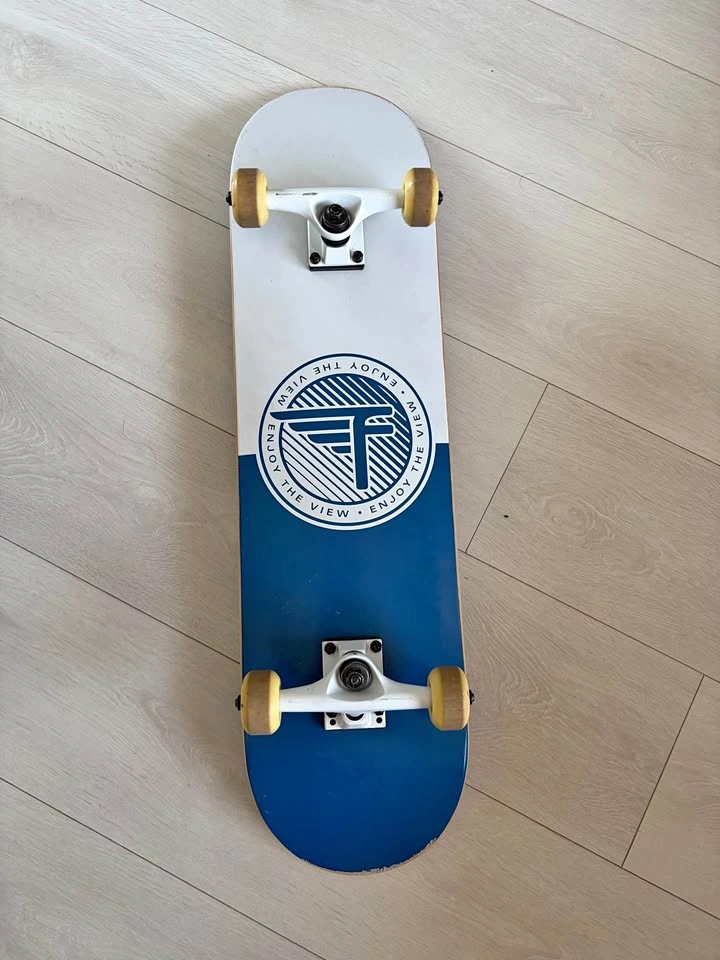 Flybar Skateboard