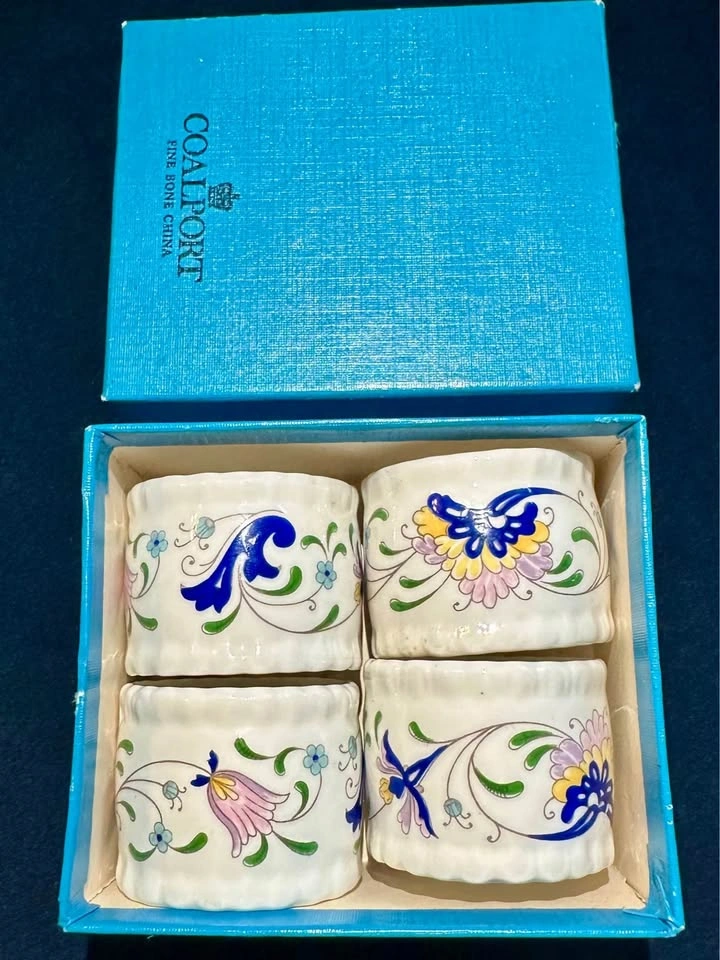 Vintage Coalport Bone China Napkin Rings Pageant Pattern - photo 2