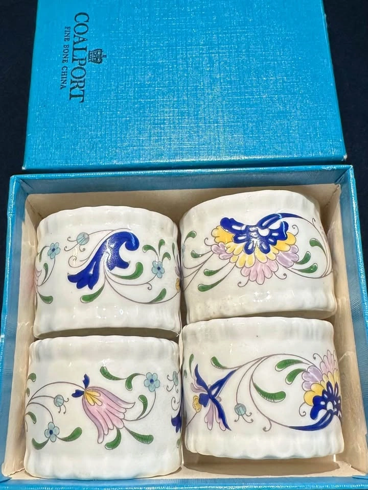 Vintage Coalport Bone China Napkin Rings Pageant Pattern - photo 5