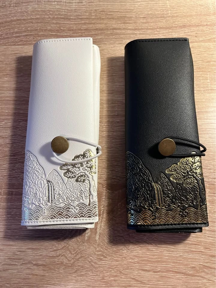 Irworobongdo leather Pencilcase, buttoned pencil case