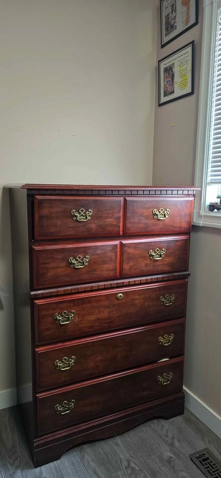 Traditional Cherry Wood Tall Chest of Drawers - photo 2