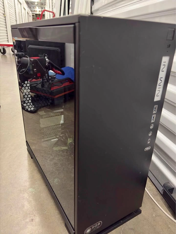 In Win 303 ATX Mid Tower PC Case