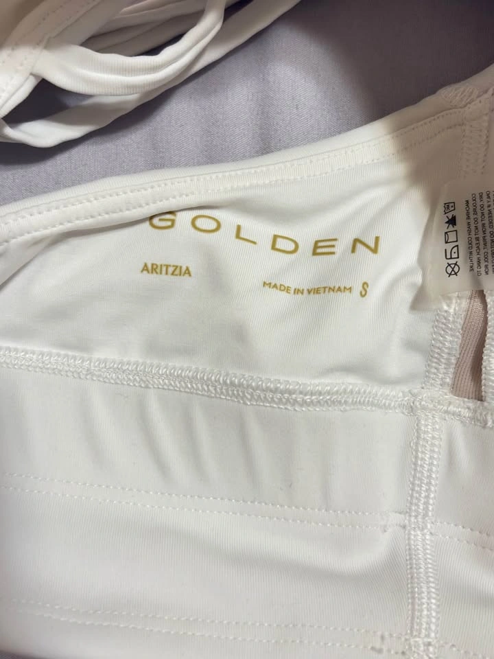 Aritzia Golden Sports Bra - photo 3