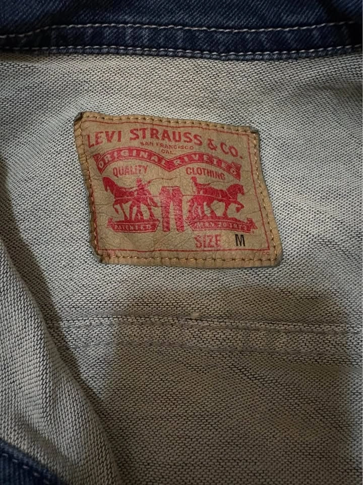 Levi Strauss & Co. Denim Jacket - photo 2
