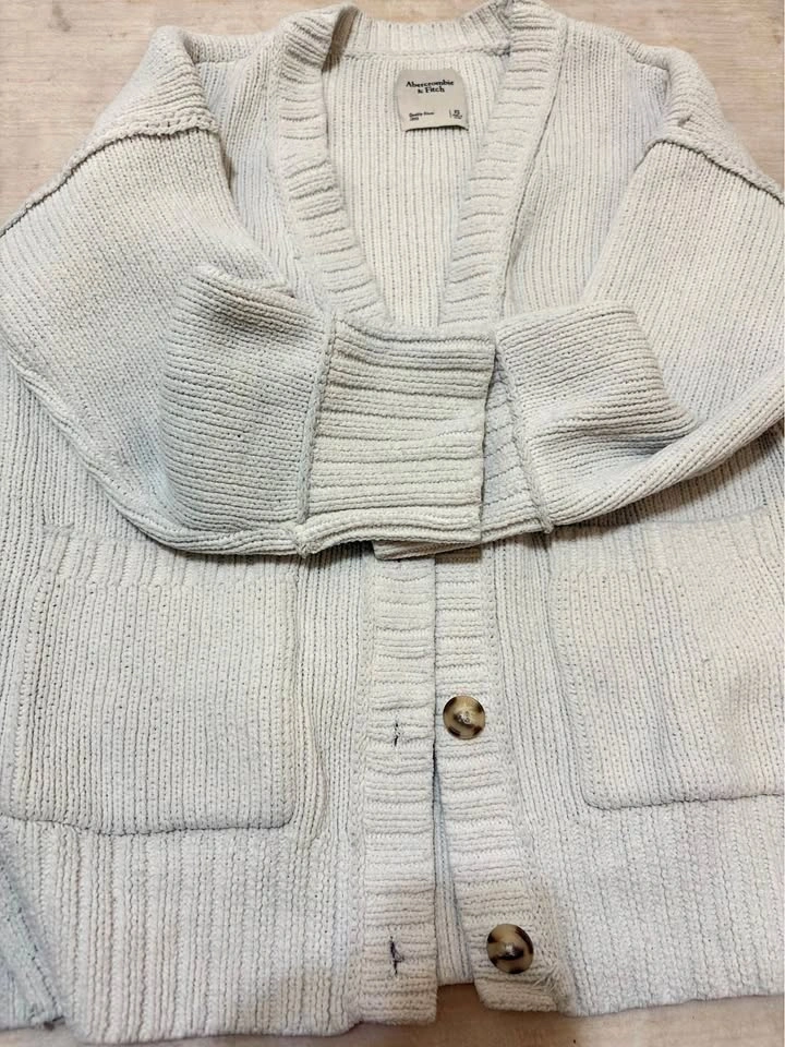Abercrombie & Fitch Cardigan