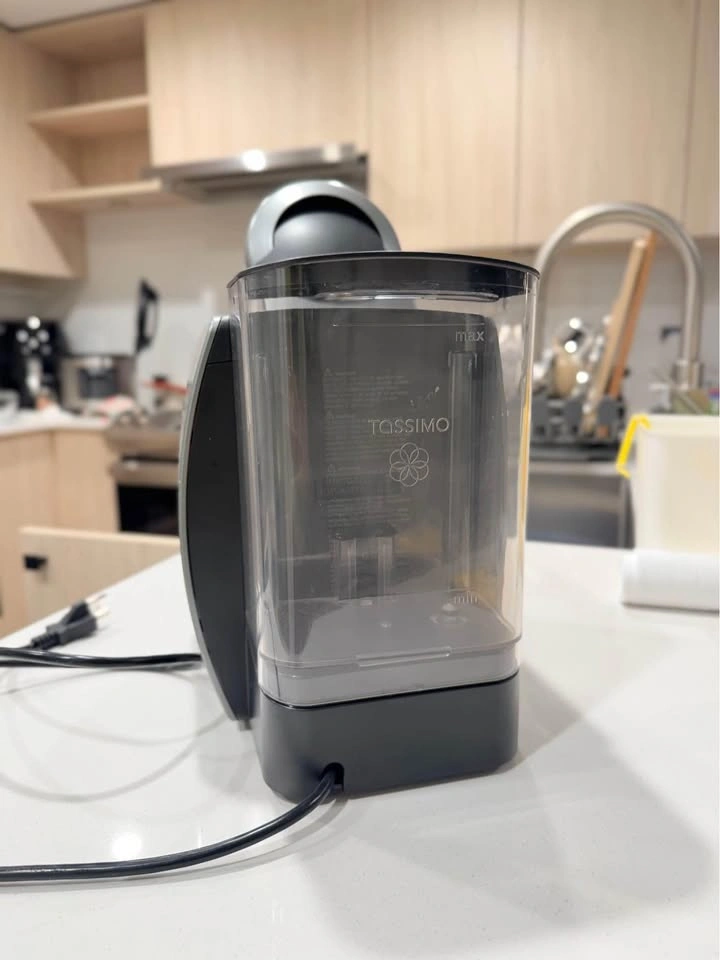 Bosch Tassimo coffee machine - photo 2