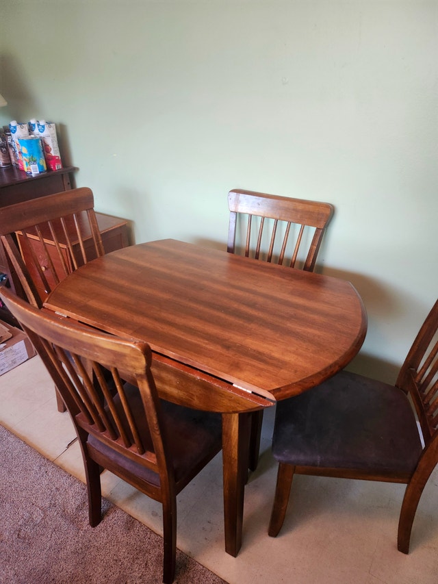Round Wood Dining Table with Drop Leaves and 4 Chairs - photo 2