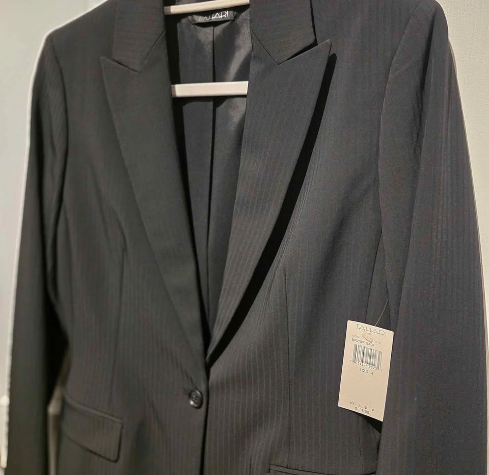 NEW TAHARI Women's Black Blazer - SIZE 4 - photo 4