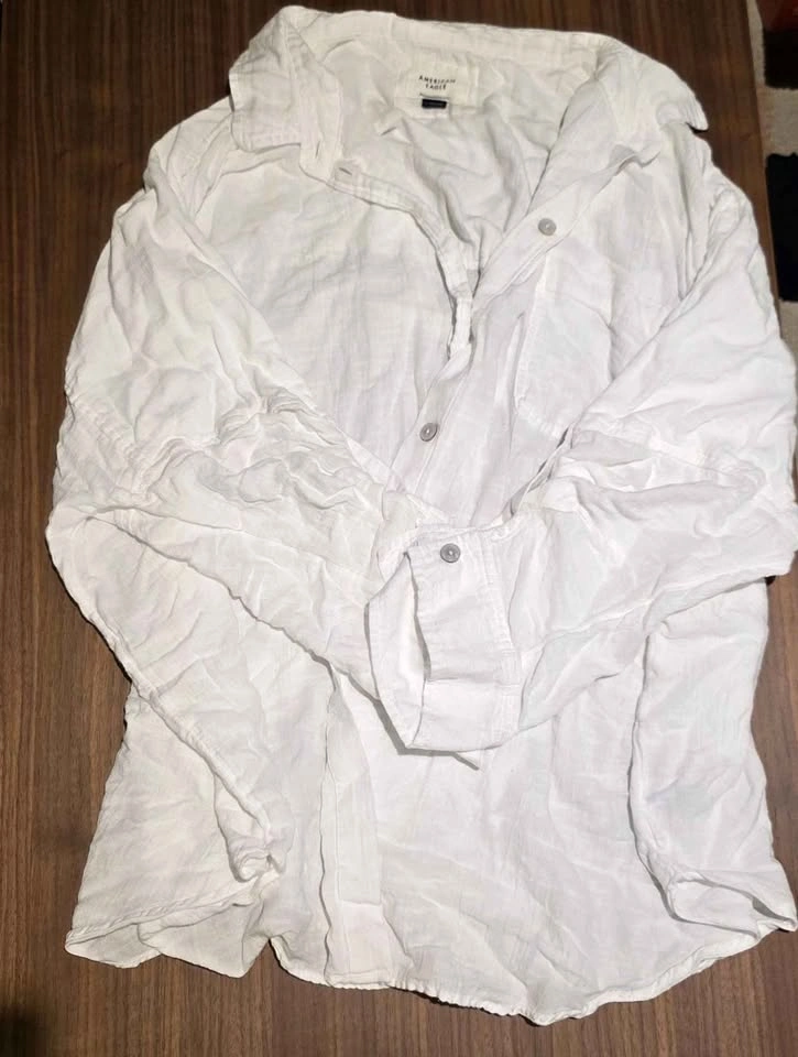 American Eagle White Gauze Button Up