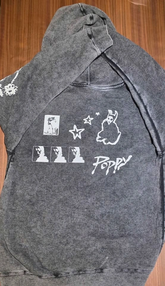 RARE Poppy 2021 Tour Hoodie - Size L - photo 2