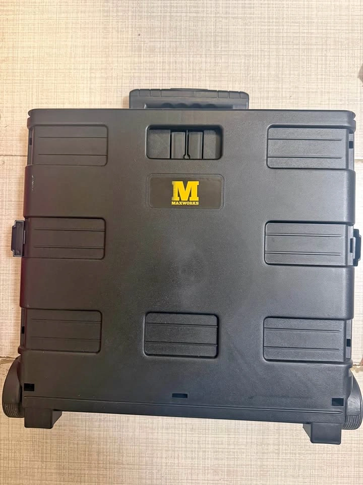 Maxworks Folding Crate with Wheels