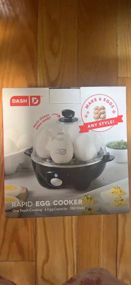 Dash Rapid Egg Cooker 6 Egg Capacity