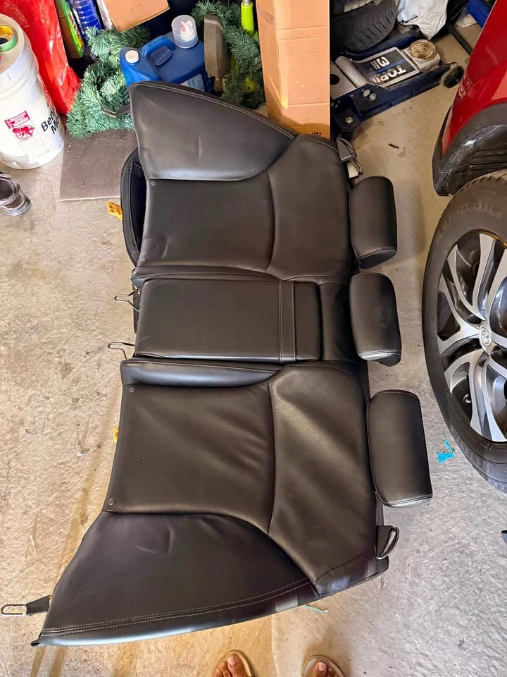 Rear Lexus IS 250/350/F seats
