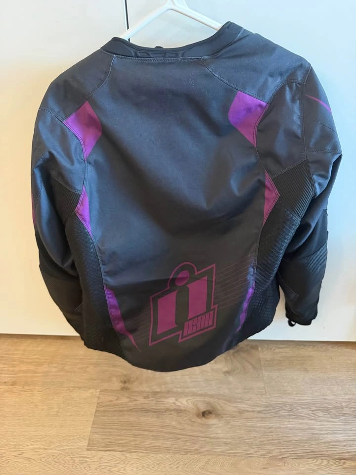 Women’s motorcycle jacket - photo 3