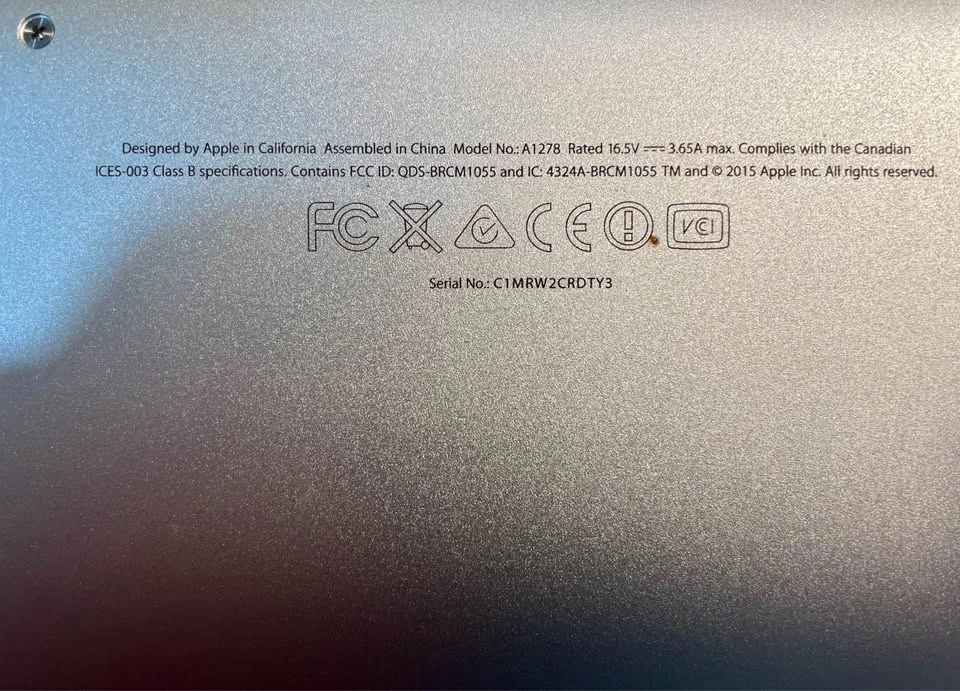 MacBook Pro 2015 - Not working - For parts / repair - photo 3
