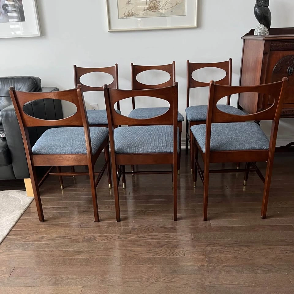 Set of 6 Mid-Century Modern walnut Dining Chairs - photo 2