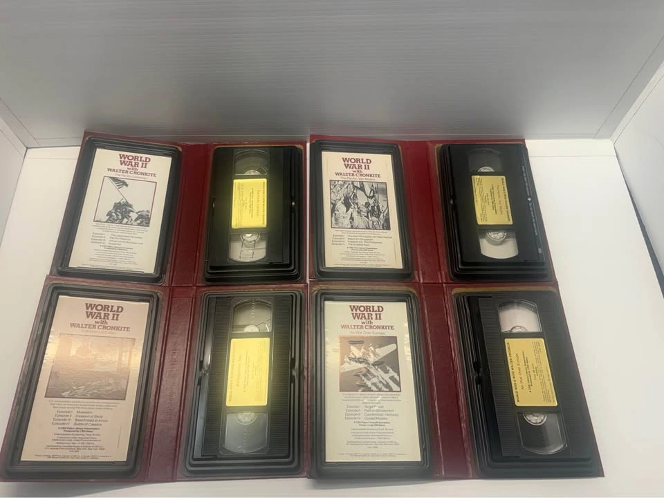 VHS Set World War II with Walter Cronkite - photo 3