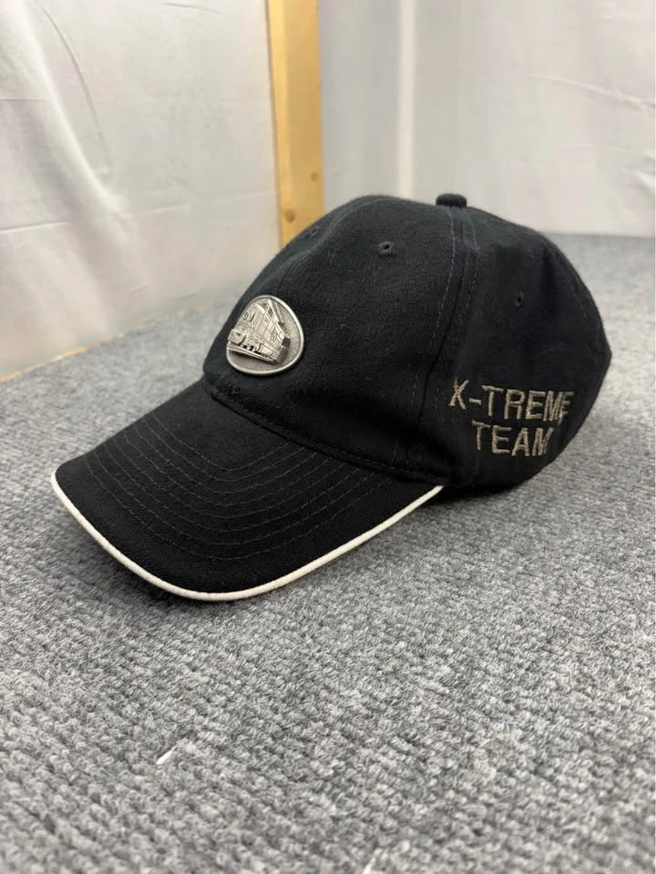 CN Rail Hat with Metal Train Emblem - photo 2