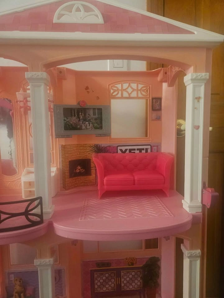 Barbie dream house - photo 3