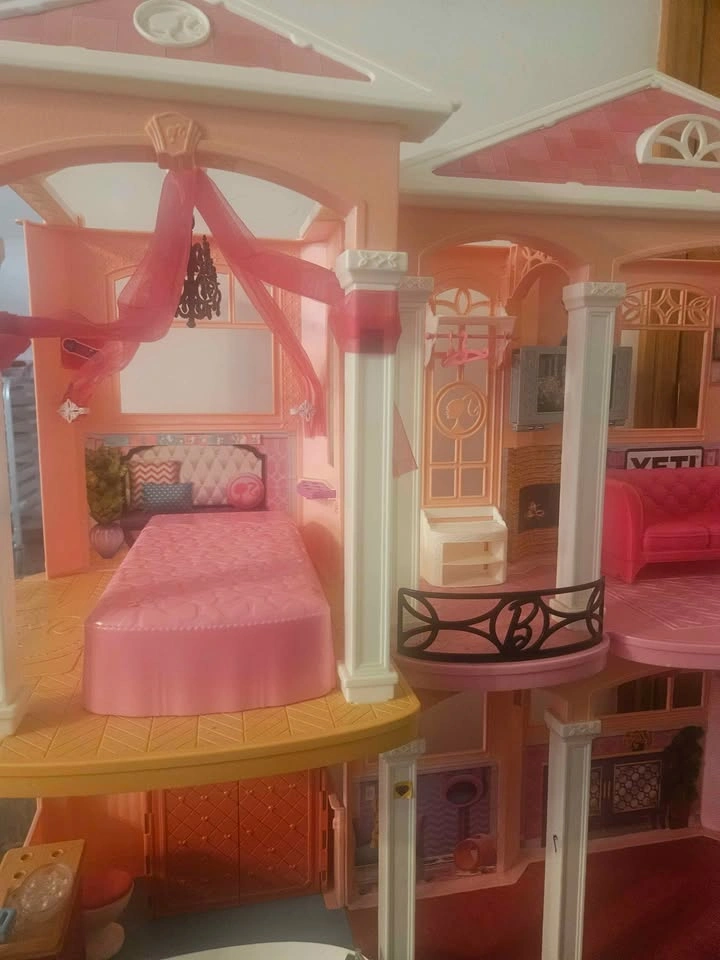 Barbie dream house - photo 4