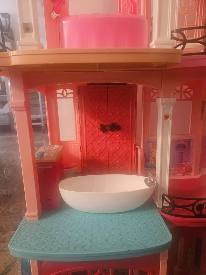 Barbie dream house - photo 5