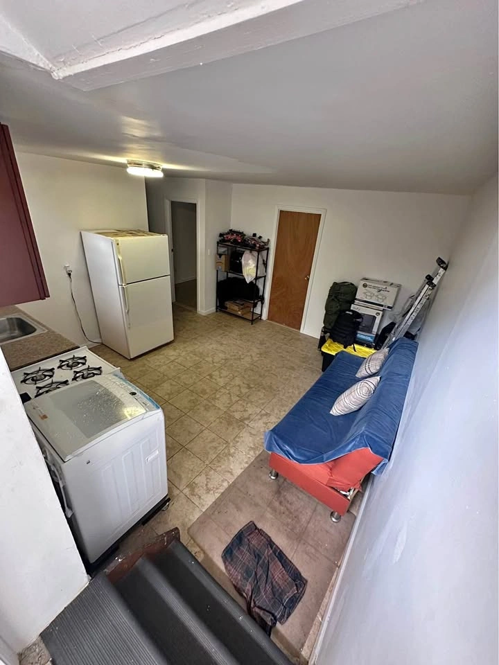 2 Beds 1 Bath - House